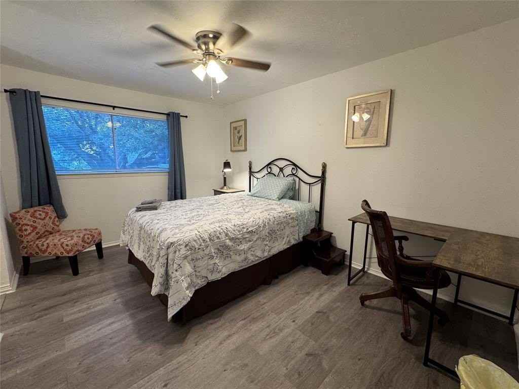 5612 Marina Dr #35 - Photo 4 of 28