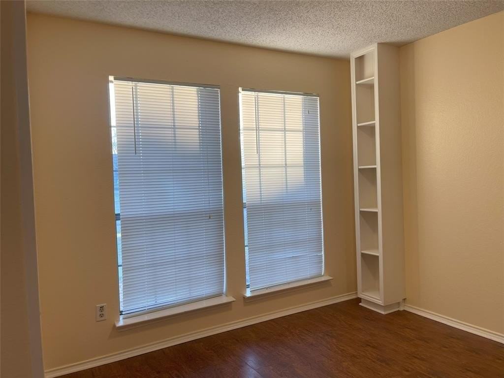 5719 Red Cactus Ct - Photo 3 of 13