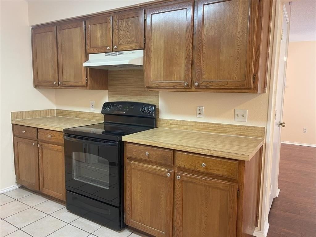 5719 Red Cactus Ct - Photo 5 of 13