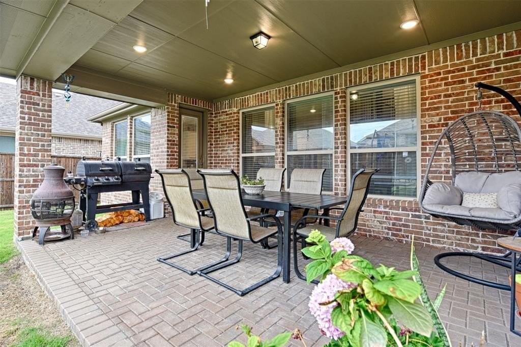 3515 Washington Dr - Photo 3 of 40