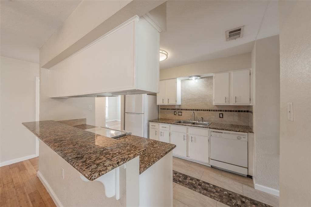 3812 Indian Wells Dr - Photo 6 of 24