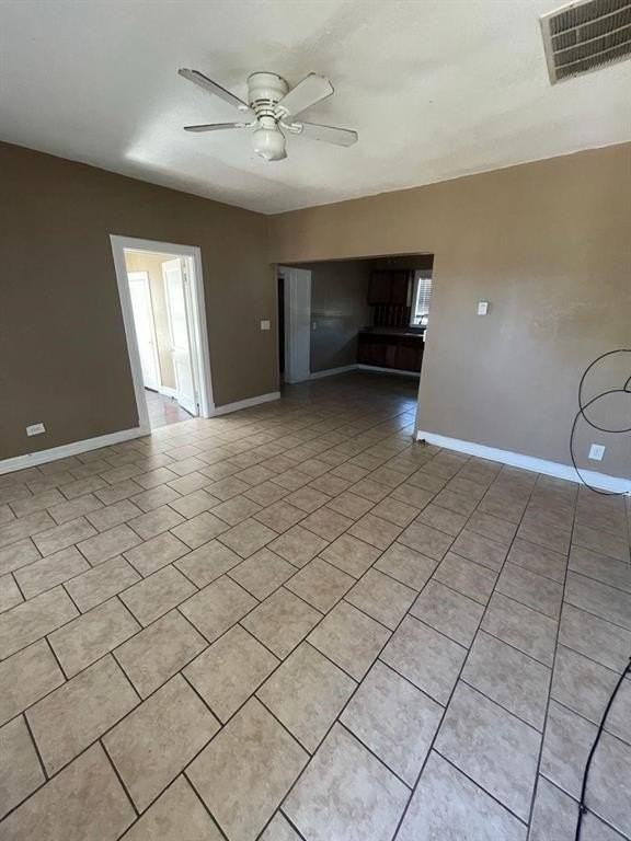 1310 Bell St - Photo 3 of 12