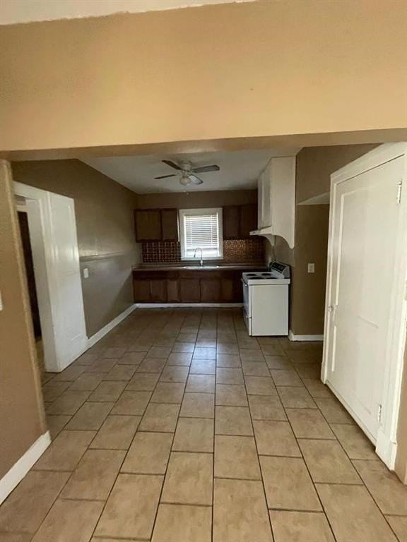 1310 Bell St - Photo 5 of 12