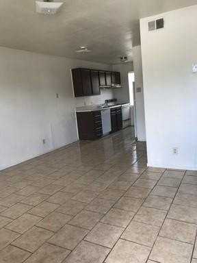 701 Cherry #C - Photo 2 of 7