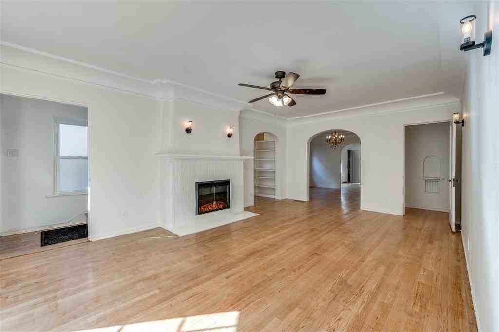 4328 University Blvd - Photo 4 of 21