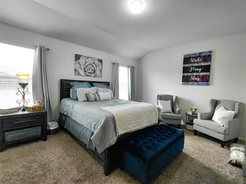 2267 Vance Dr - Photo 5 of 10