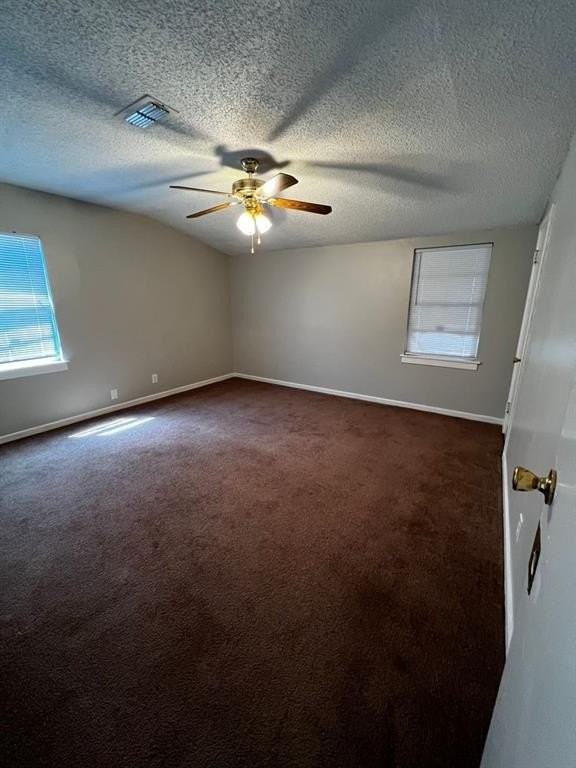 2105 N 8th St - Photo 4 of 14