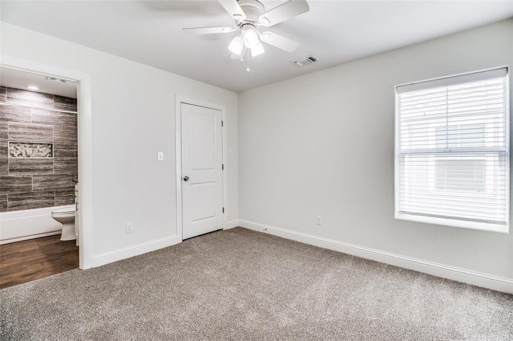 614 E College St - Photo 7 of 11