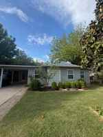 featured image of 822 Woodleigh Dr