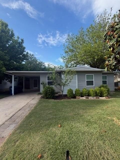 822 Woodleigh Dr - Photo 2 of 15