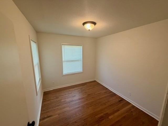 822 Woodleigh Dr - Photo 6 of 15