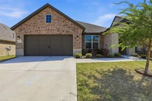 featured image of 15137 Devonne Dr
