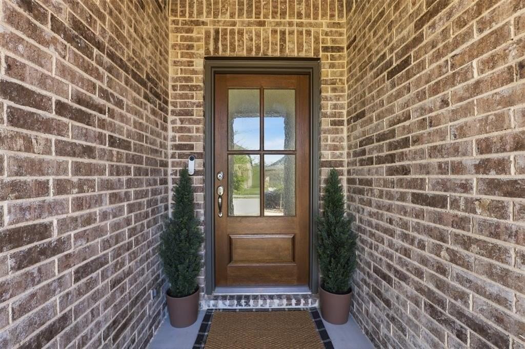 15137 Devonne Dr - Photo 3 of 28