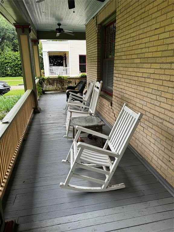 4932 Victor St - Photo 2 of 24