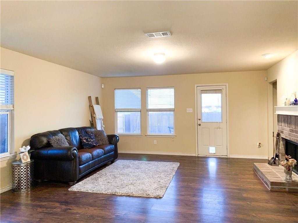 8832 Elk Creek Ln - Photo 6 of 28