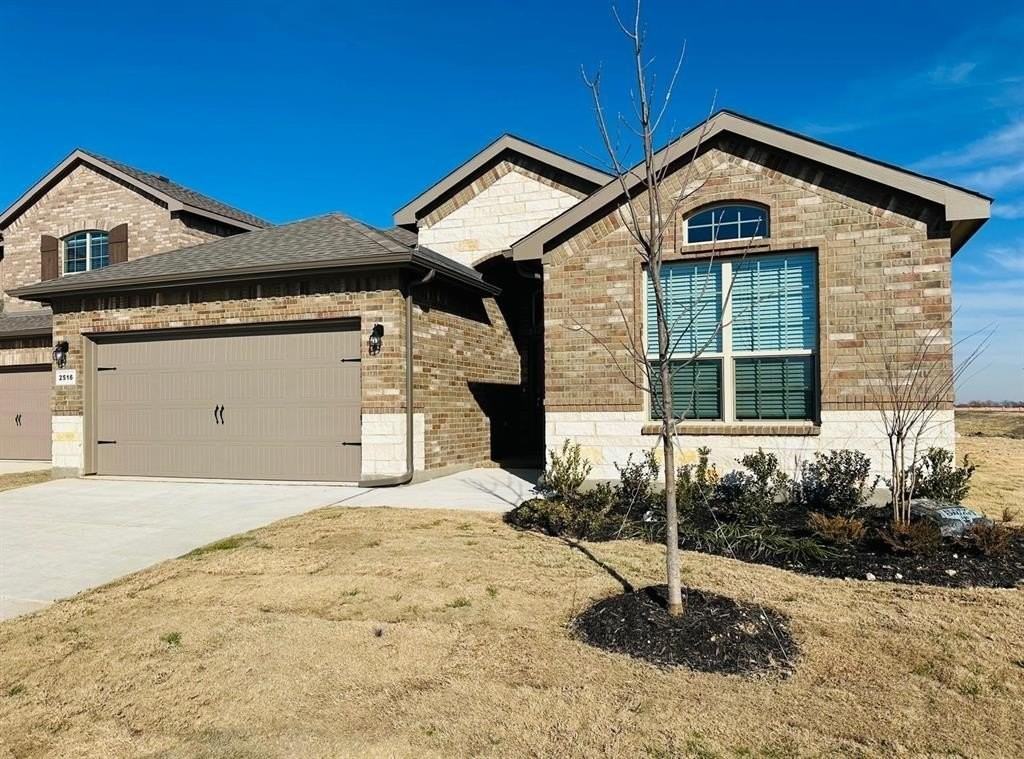 2516 Bellatrix Dr - Photo 2 of 27