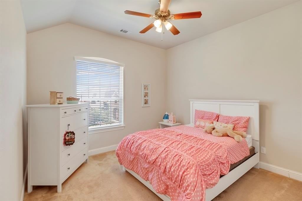 3632 Danbury Ln - Photo 7 of 30