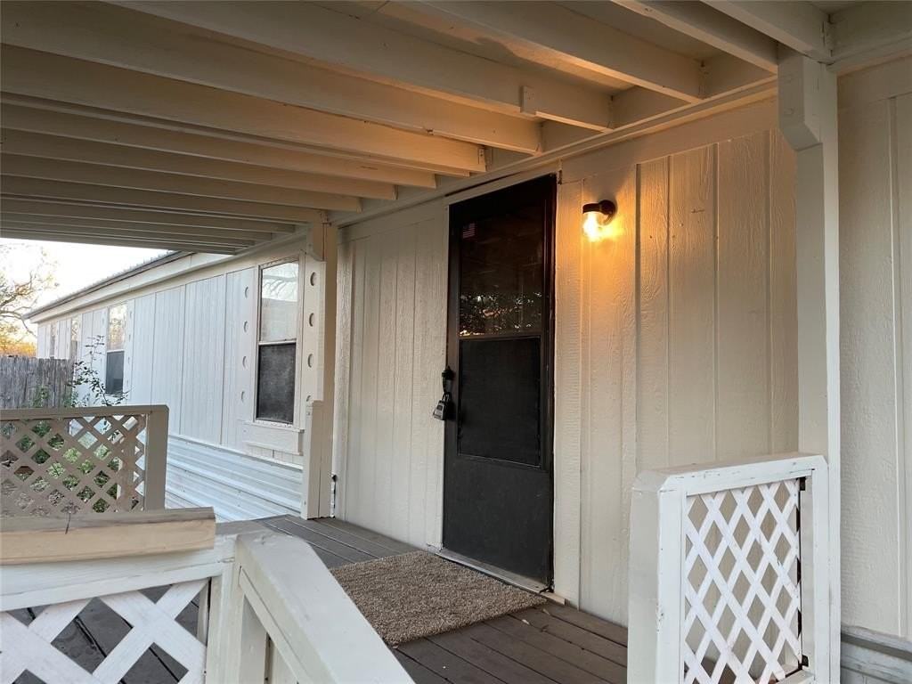 102 Mendy Ln - Photo 4 of 19