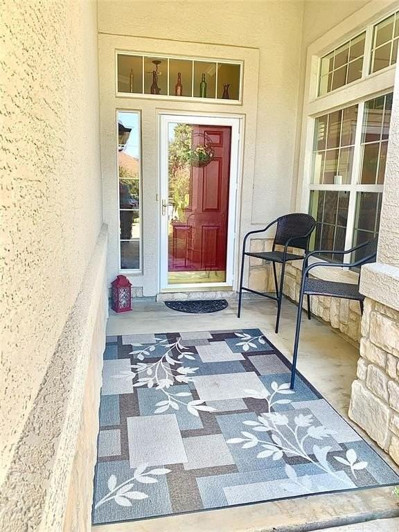 9400 Orangewood Trl - Photo 4 of 21