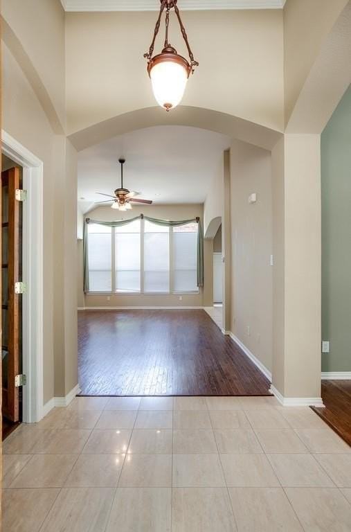 2221 Briary Trace Ct - Photo 3 of 33