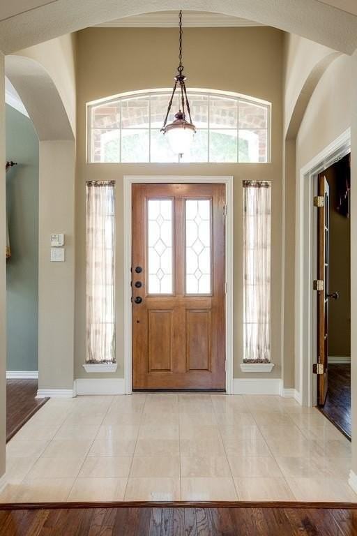 2221 Briary Trace Ct - Photo 5 of 33