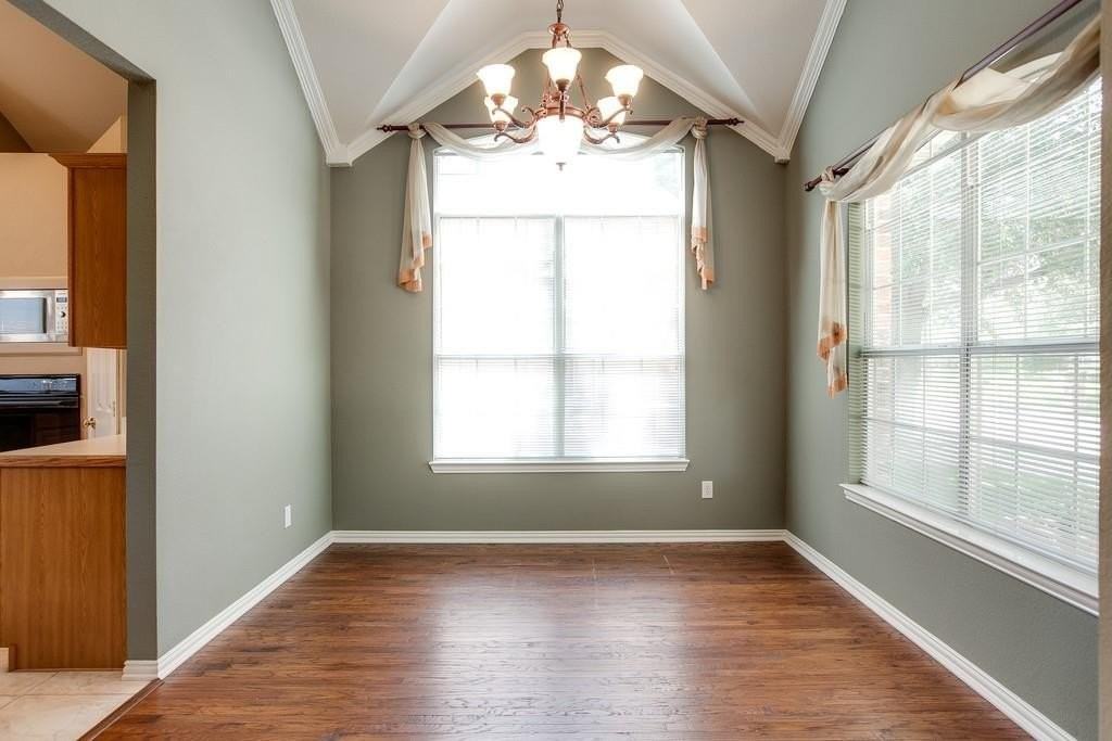 2221 Briary Trace Ct - Photo 6 of 33