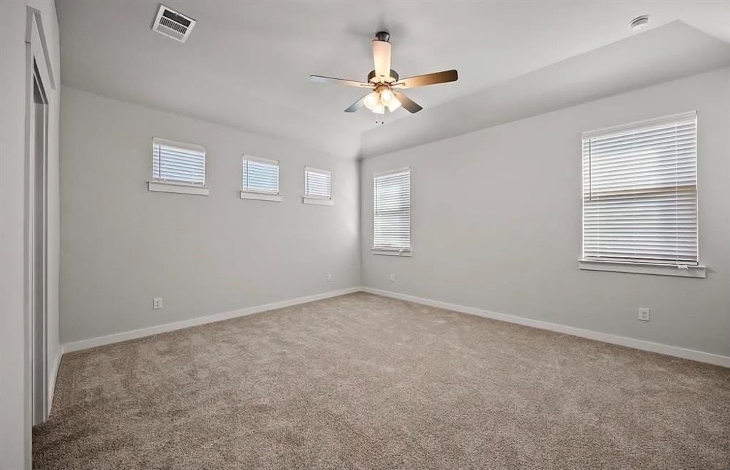 2009 Belvedere St - Photo 7 of 20