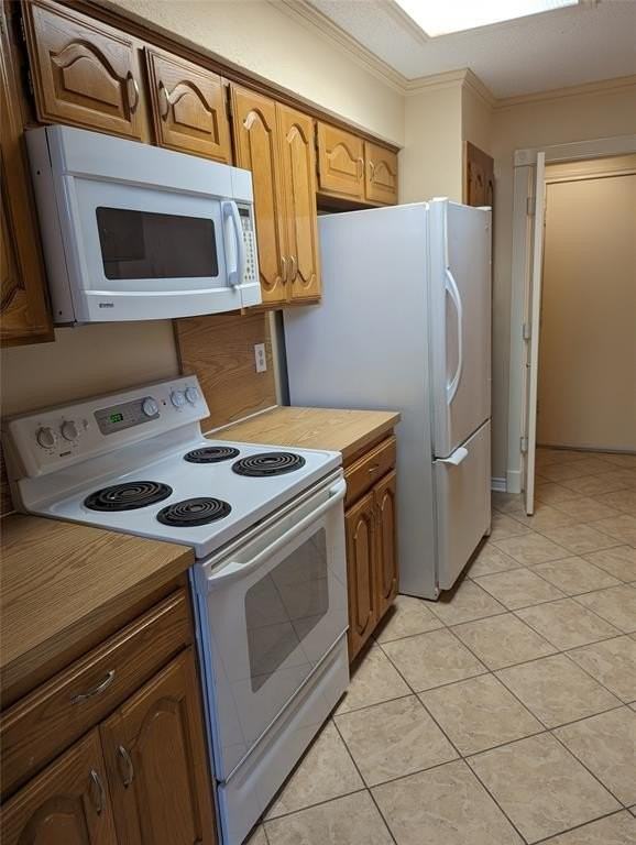 2601 Nova Dr - Photo 3 of 17