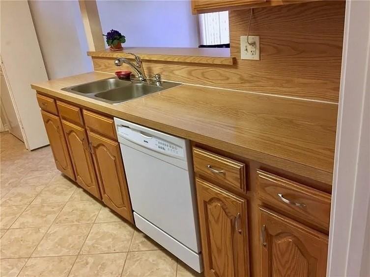 2601 Nova Dr - Photo 4 of 17