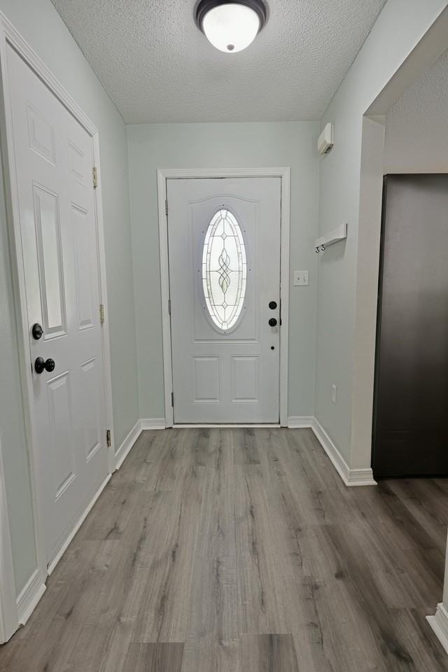 2345 Ortega St - Photo 2 of 23