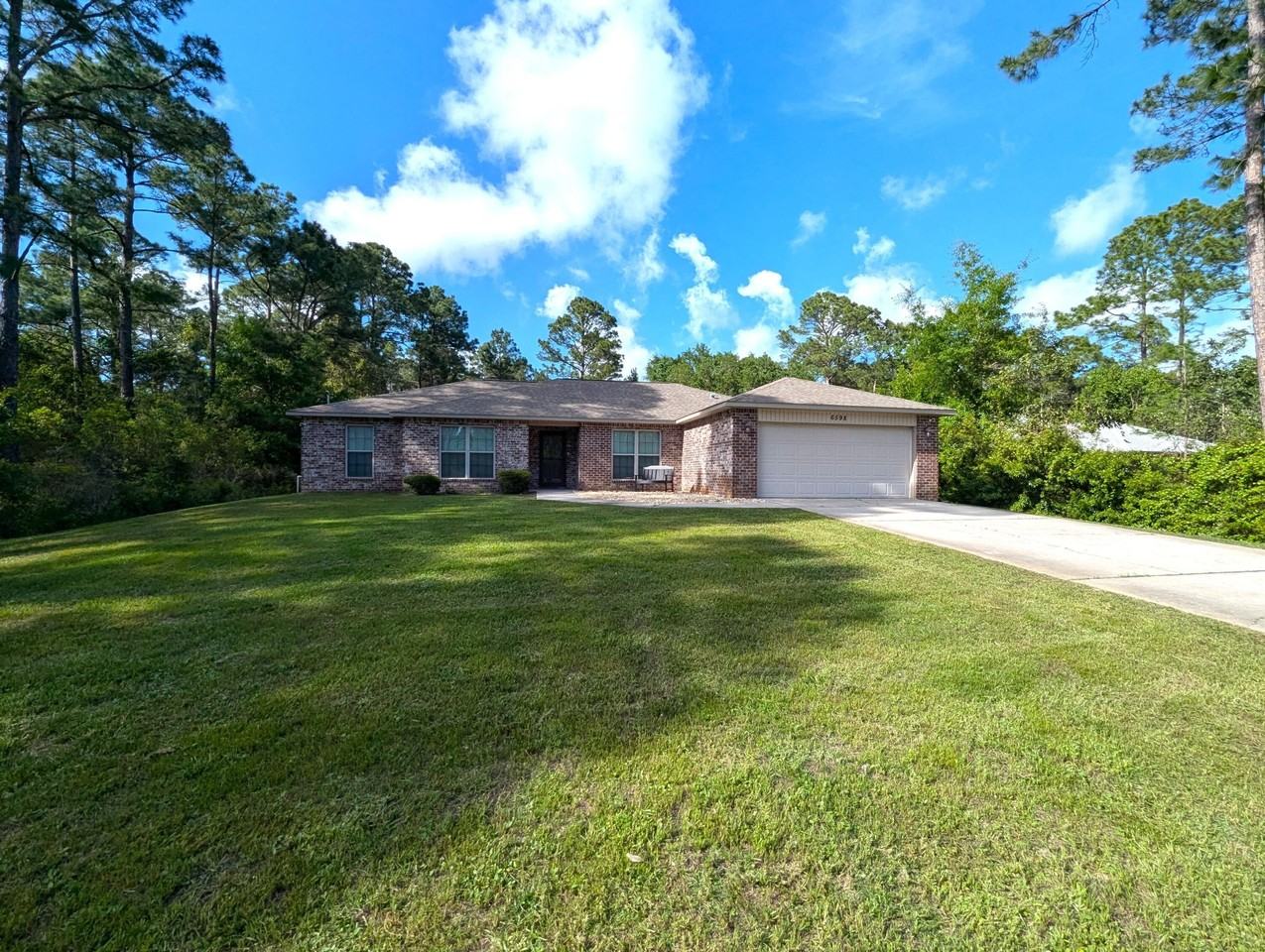 6598 Britt St - Photo 2 of 19