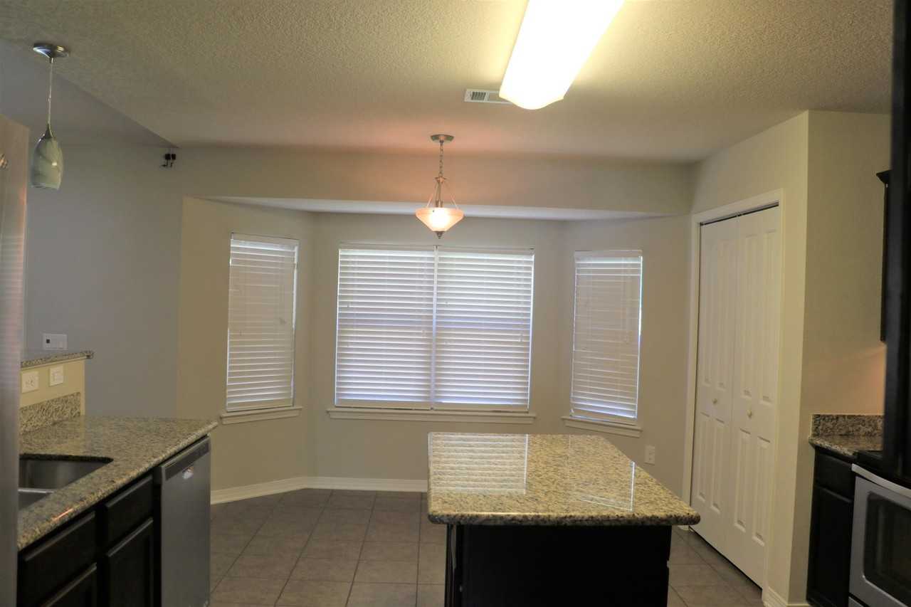 1980 Salamanca St - Photo 7 of 12