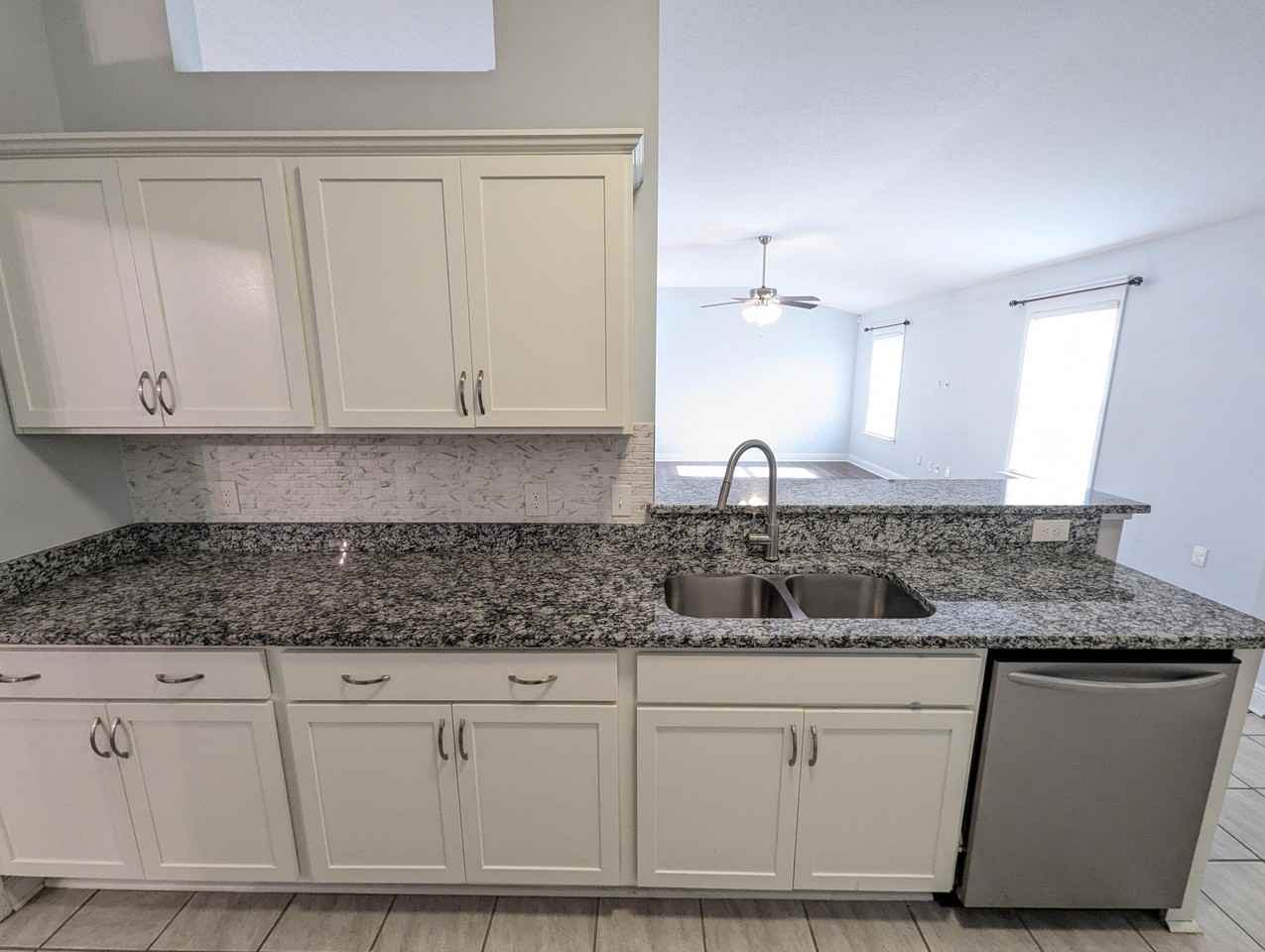 9044 Quail Roost Dr - Photo 6 of 25