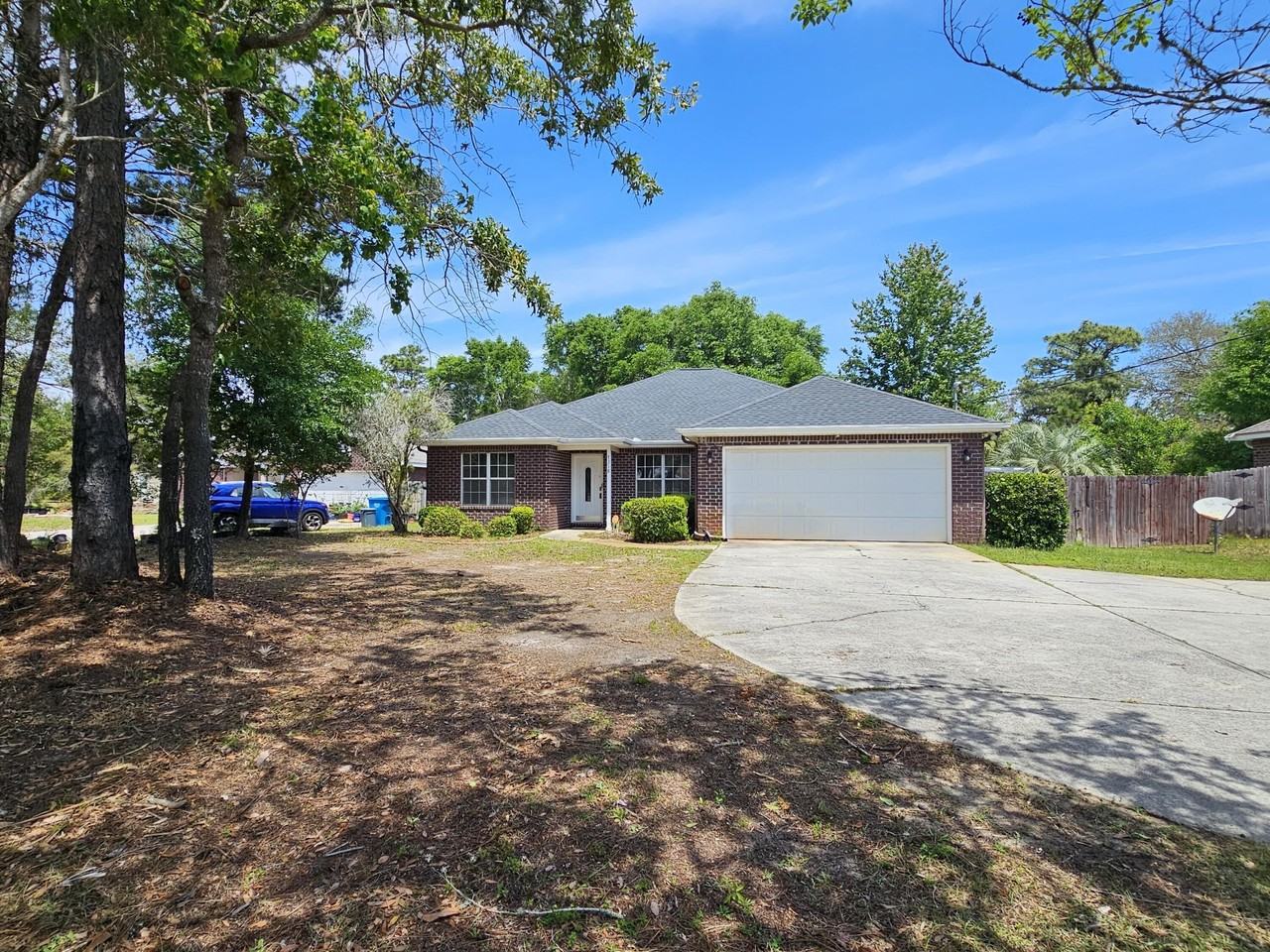 7318 E Bay Blvd - Photo 2 of 34