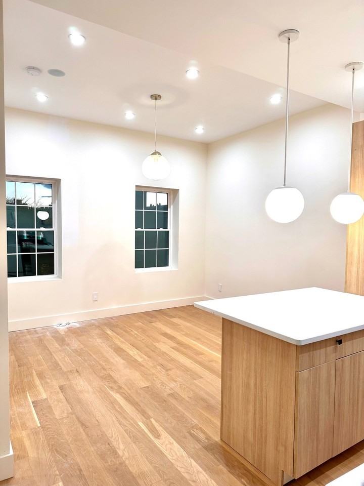 393 Atlantic Ave - Photo 4 of 7