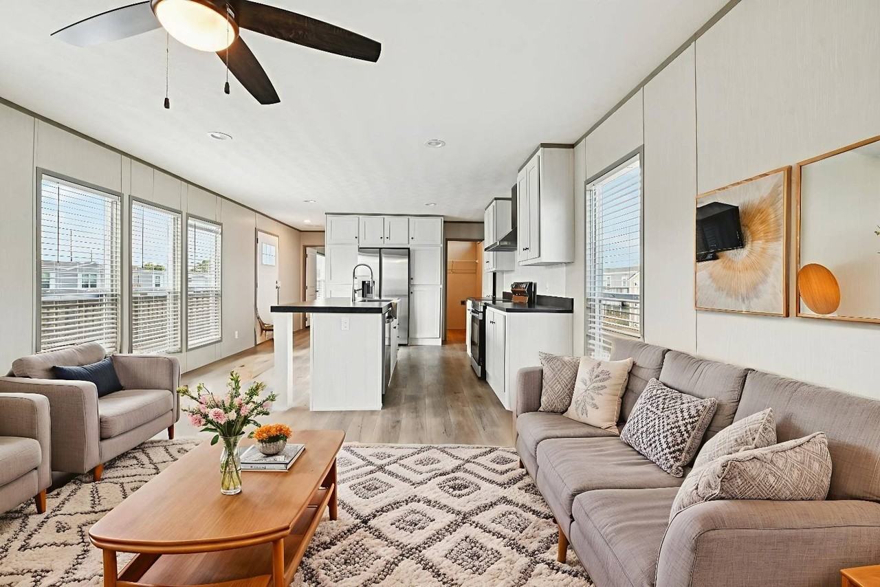 1612 Sidewinder Drive - Photo 6 of 14