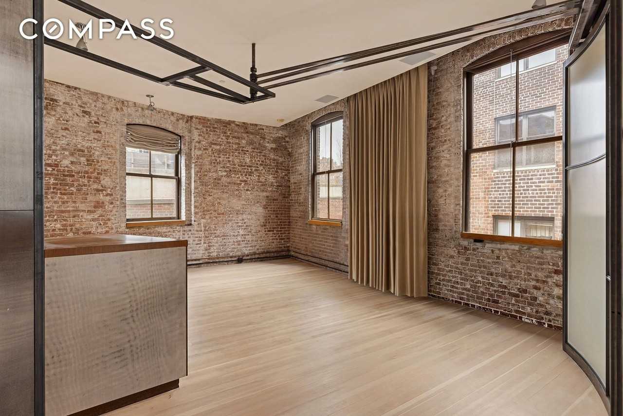 40 W 13th St #7 - Photo 6 of 15