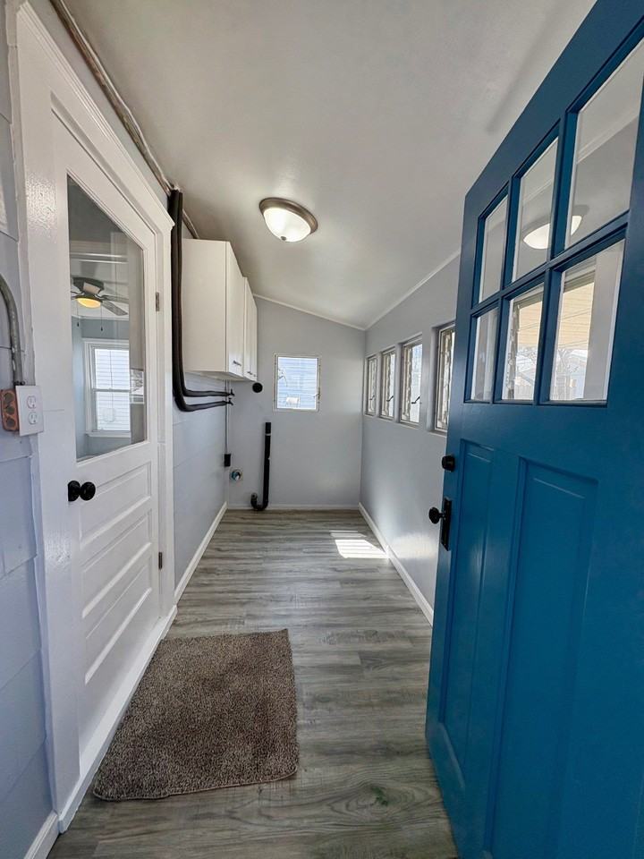 433 13th St - Photo 2 of 23