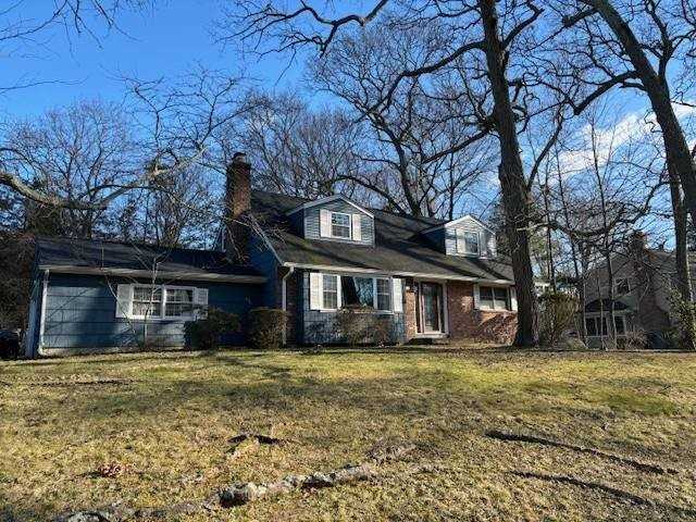 9 Yorkshire Ave - Photo 7 of 10