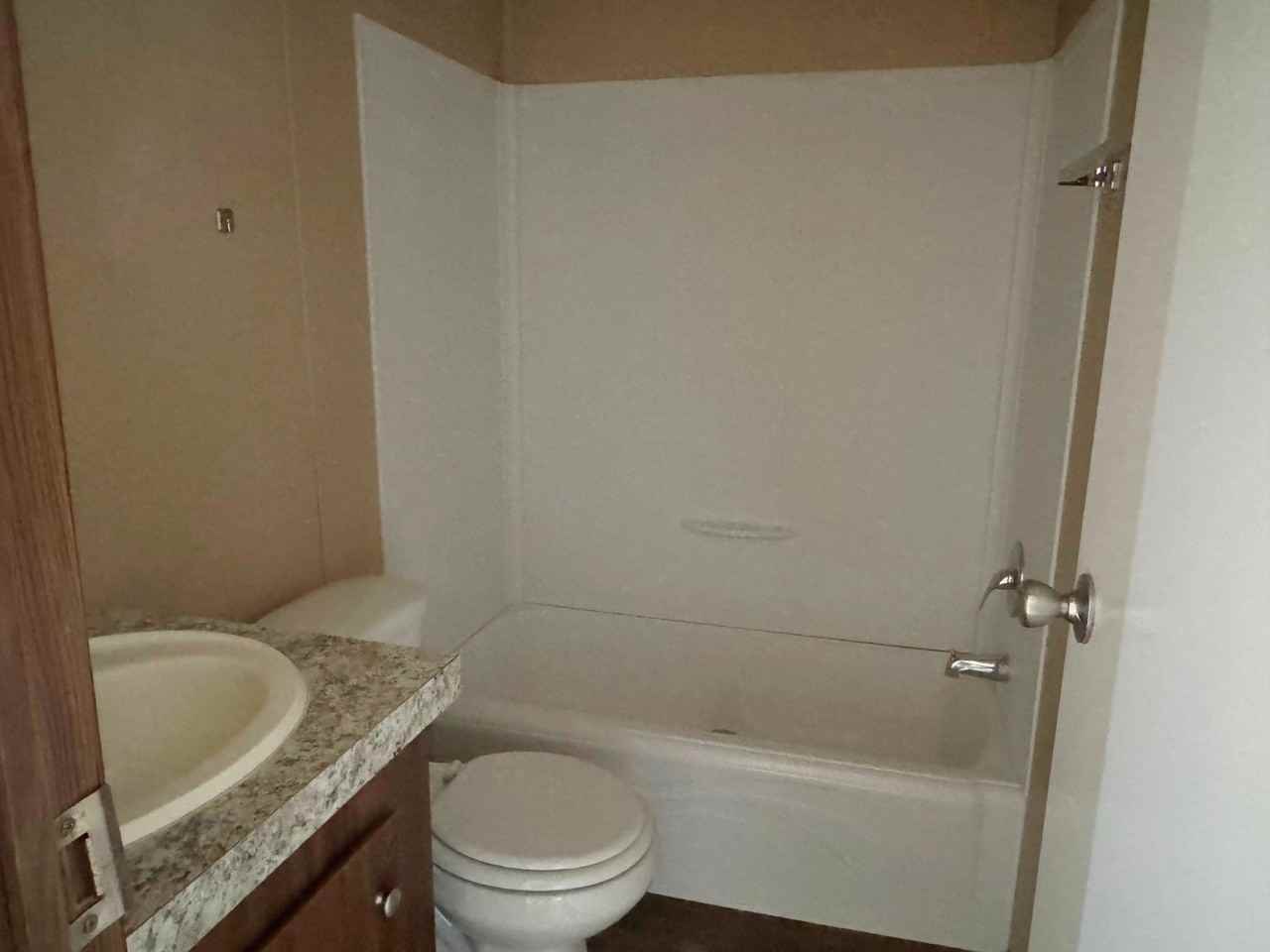 565 Travis Way - Photo 4 of 11