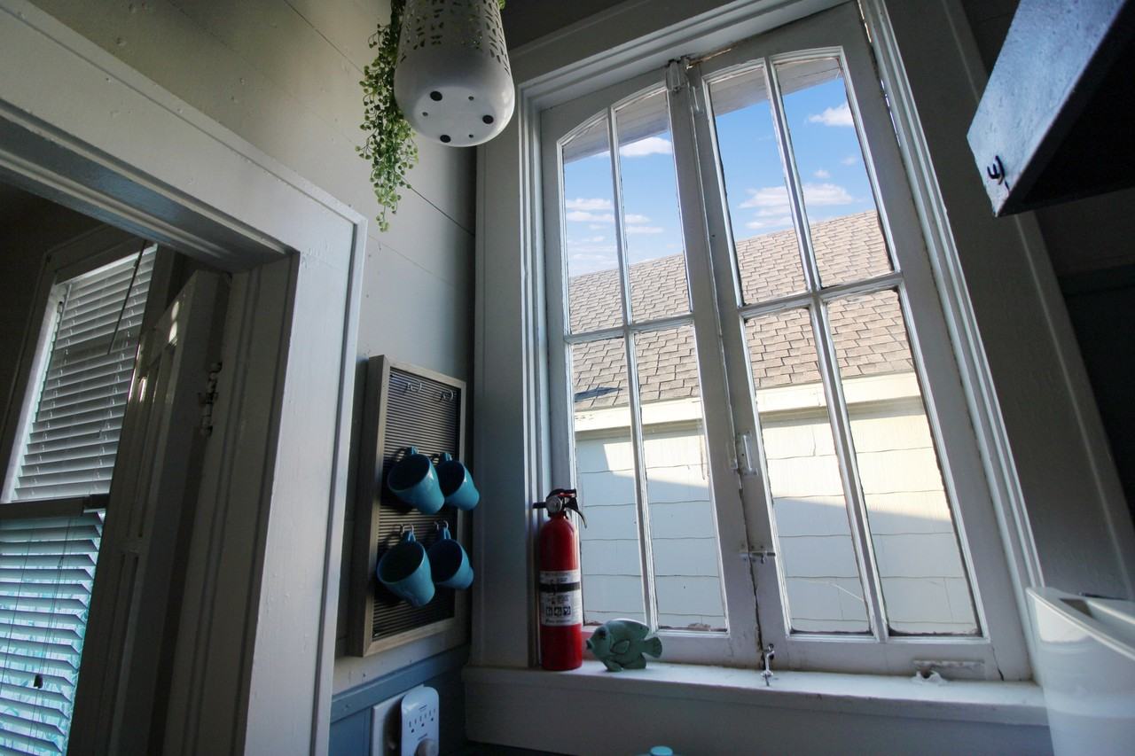 1902 Church St #9 - Photo 4 of 22