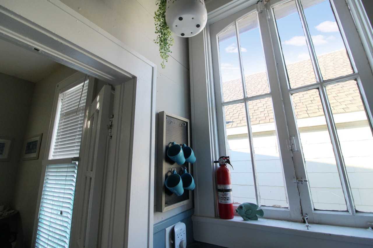 1902 Church St #9 - Photo 5 of 22