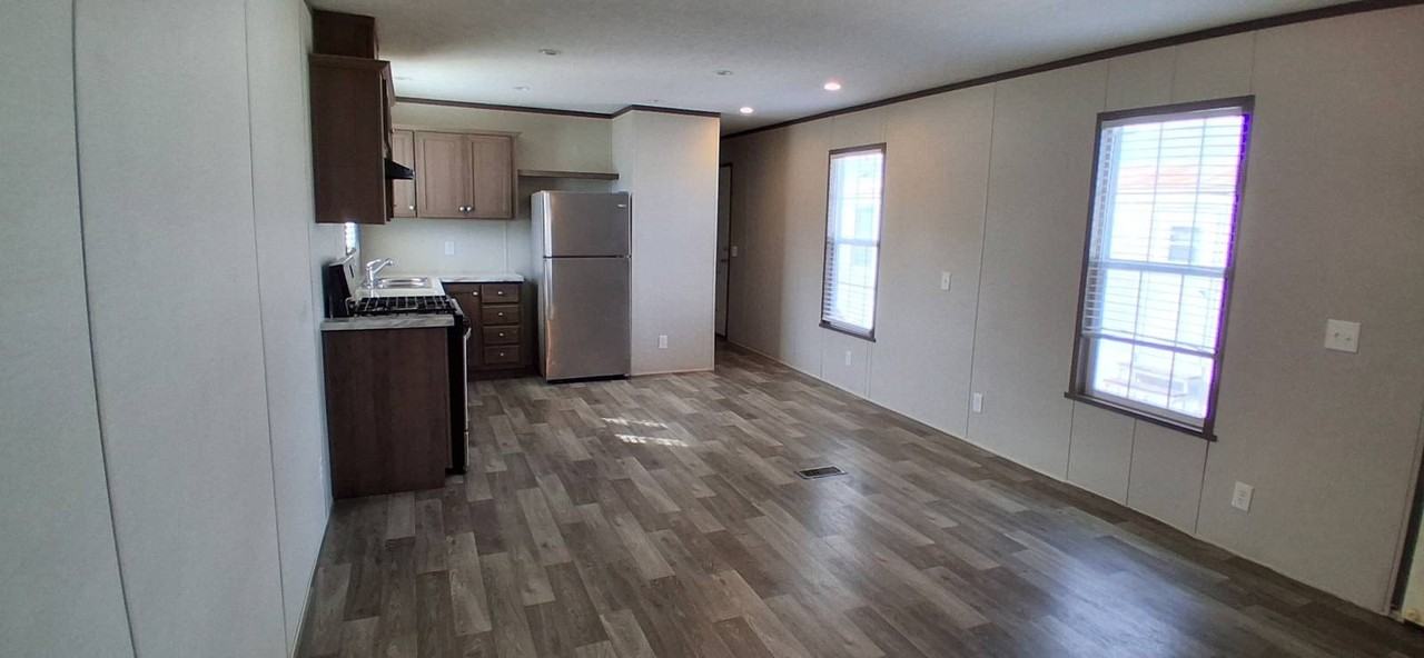 1191 W Michelle Way #13 - Photo 3 of 8