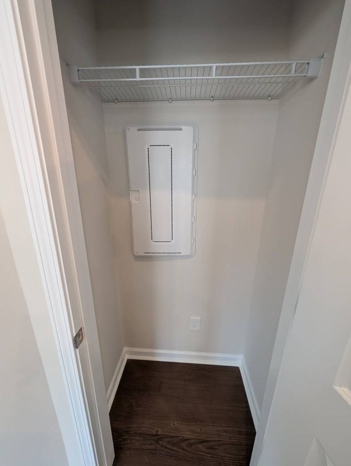 985 Tess St - Photo 7 of 28