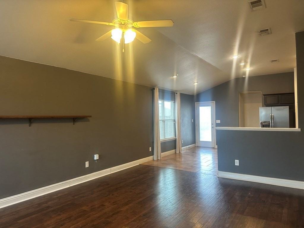 808 E 96th St - Photo 5 of 13