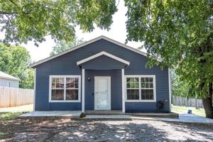 featured image of 915 E Perkins Ave