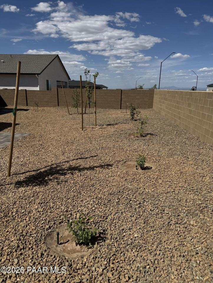 6155 Summit Trl - Photo 4 of 22