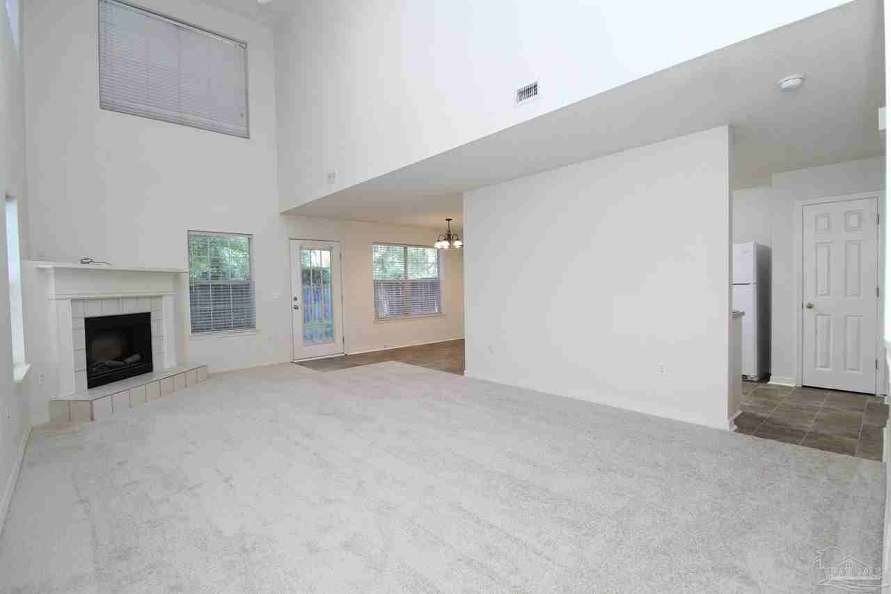 6209 Cottage Woods Dr - Photo 5 of 17