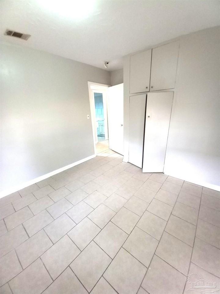 9 Besma Dr - Photo 2 of 9