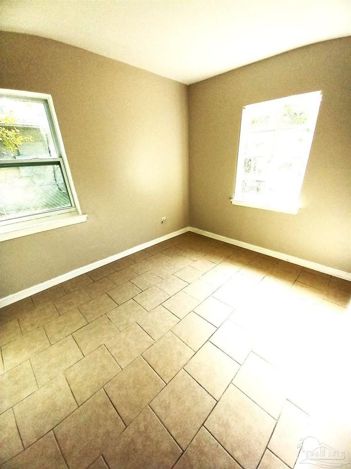 9 Besma Dr - Photo 3 of 9